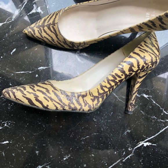 STUART WEITZMAN SNAKESKIN PUMPS - Picture 3 of 7
